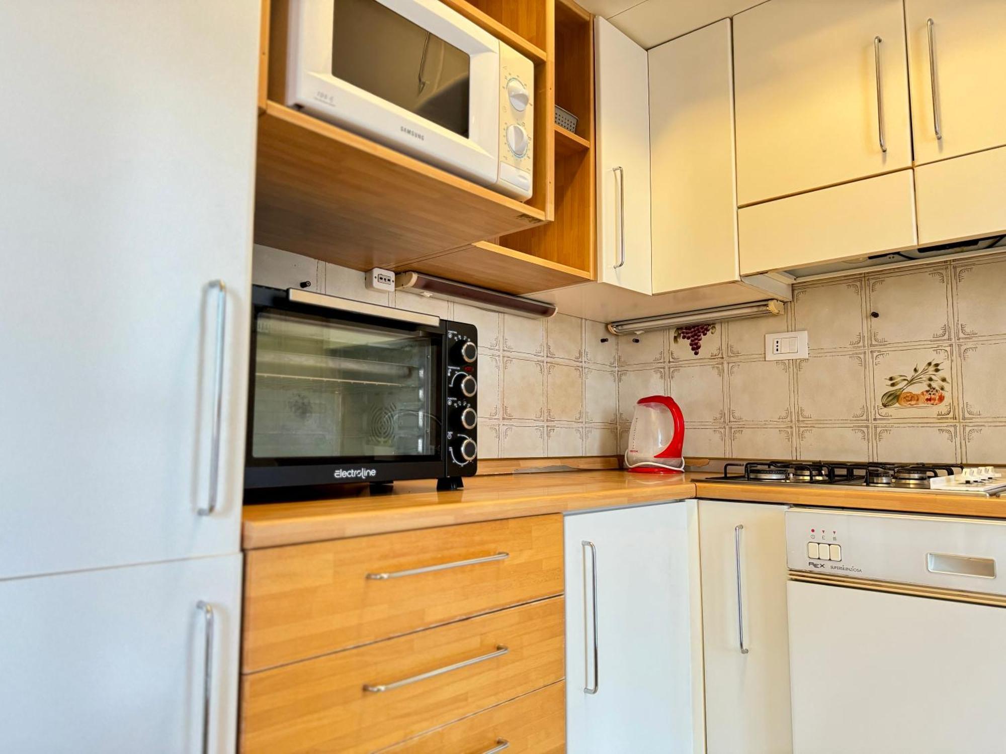 Appartement 82, Attico Leonardo à Lido Adriano Extérieur photo